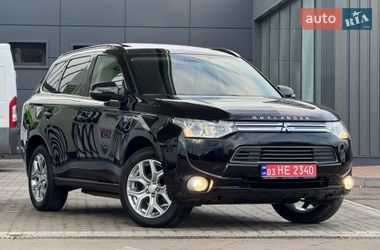 Внедорожник / Кроссовер Mitsubishi Outlander 2014 в Дрогобыче