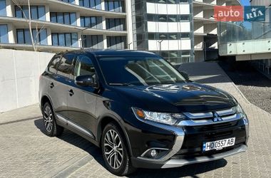 Внедорожник / Кроссовер Mitsubishi Outlander 2018 в Одессе