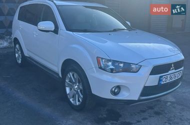 Внедорожник / Кроссовер Mitsubishi Outlander 2011 в Чернигове