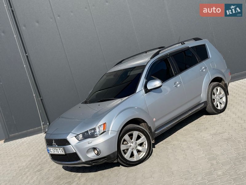 Внедорожник / Кроссовер Mitsubishi Outlander 2011 в Львове