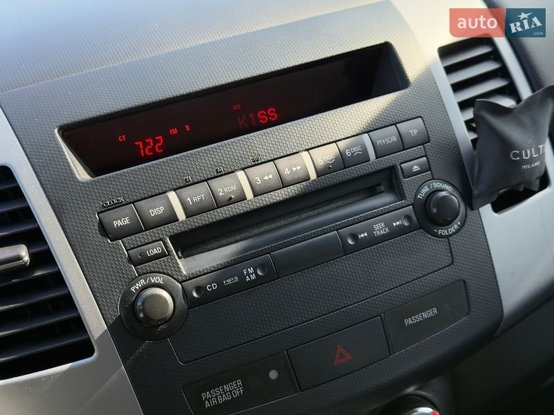 Внедорожник / Кроссовер Mitsubishi Outlander 2011 в Львове