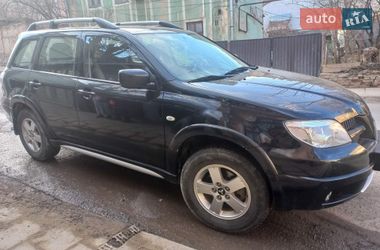 Позашляховик / Кросовер Mitsubishi Outlander 2008 в Чернівцях