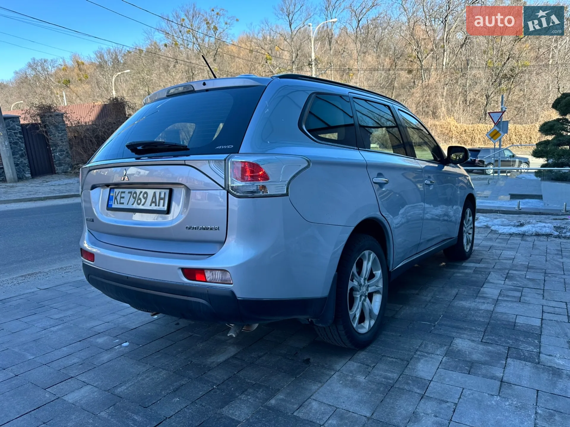 2012 Mitsubishi Outlander - мініатюра 13