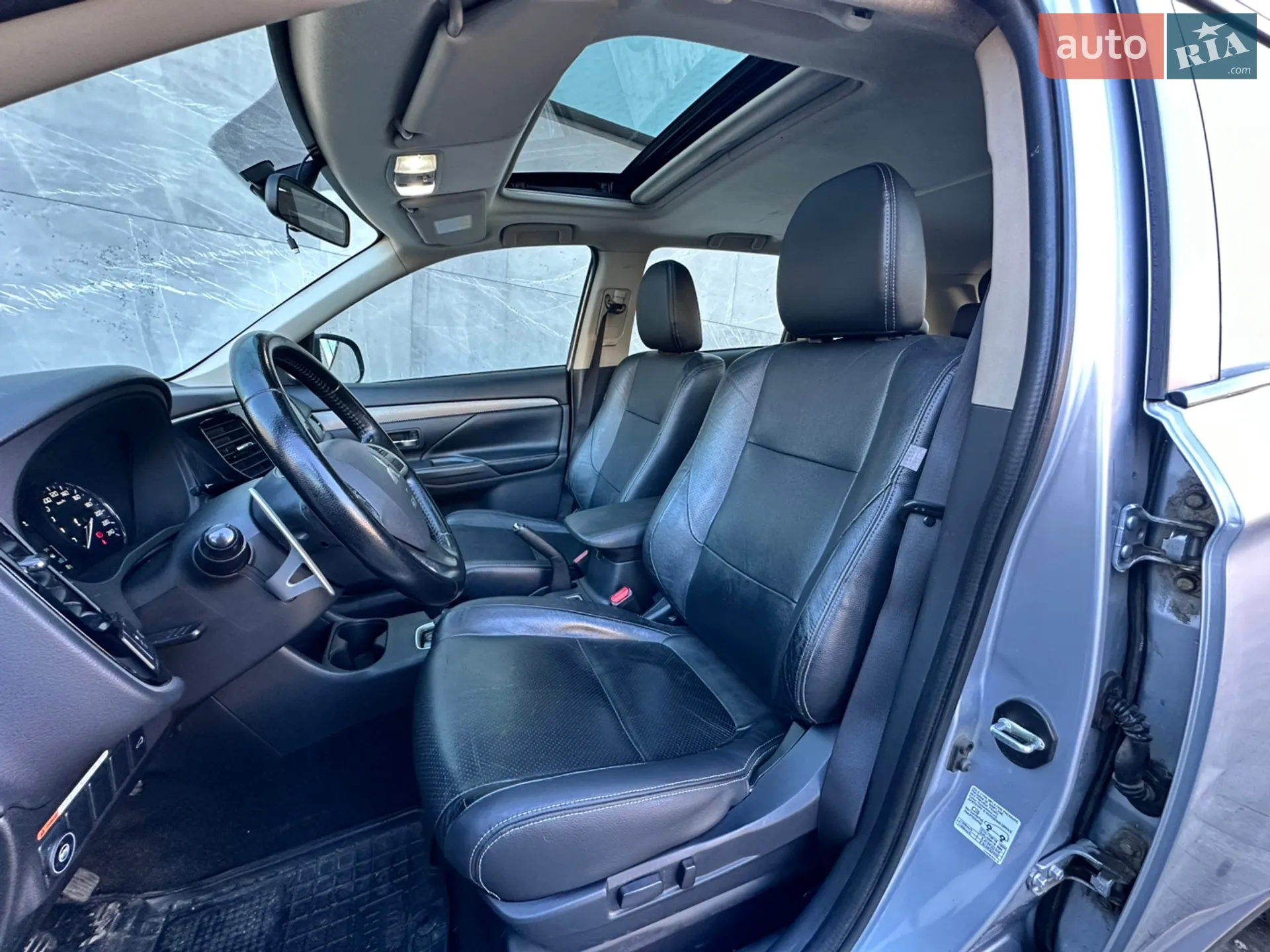 2012 Mitsubishi Outlander - мініатюра 15