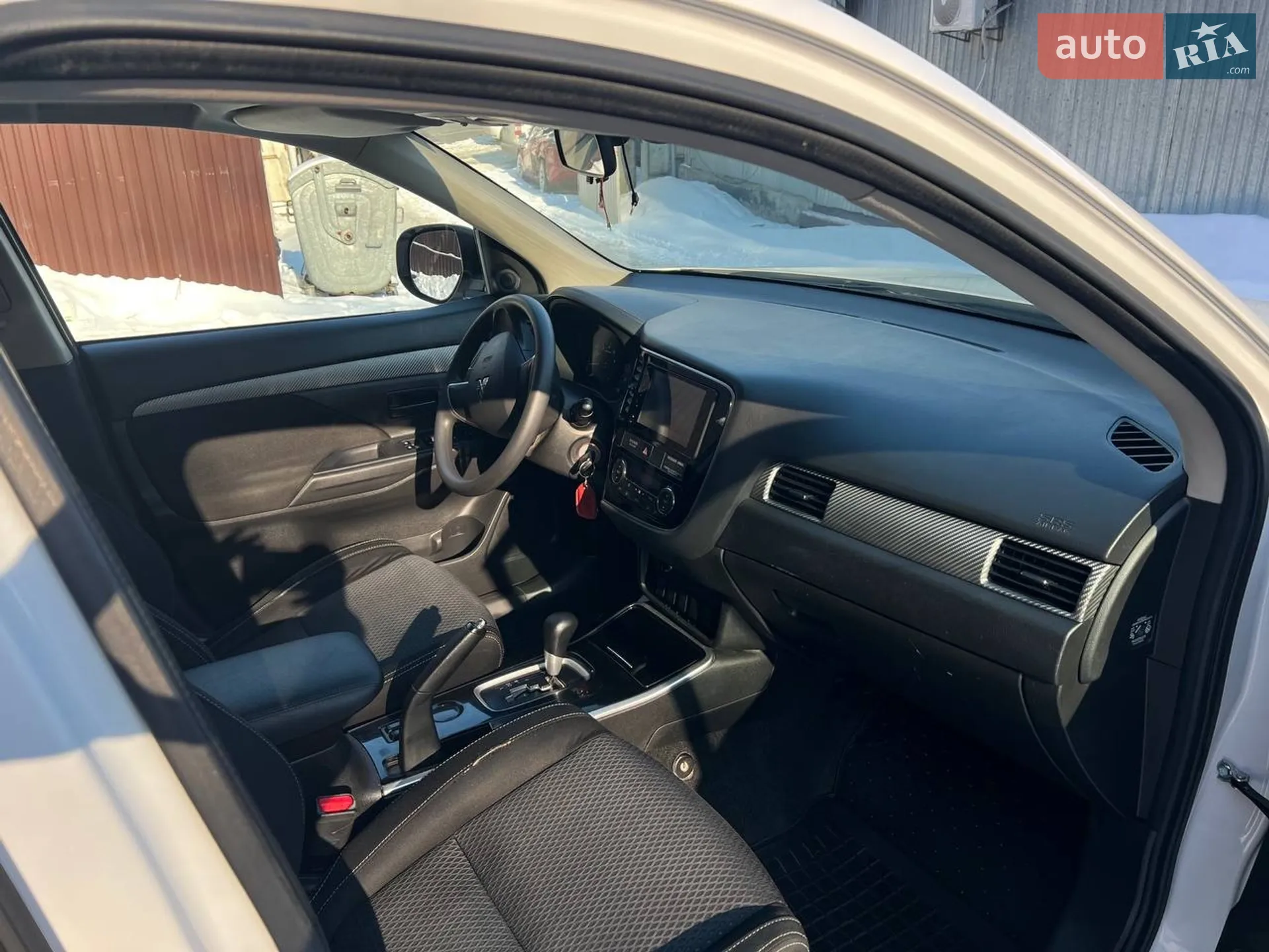 2018 Mitsubishi Outlander - мініатюра 17