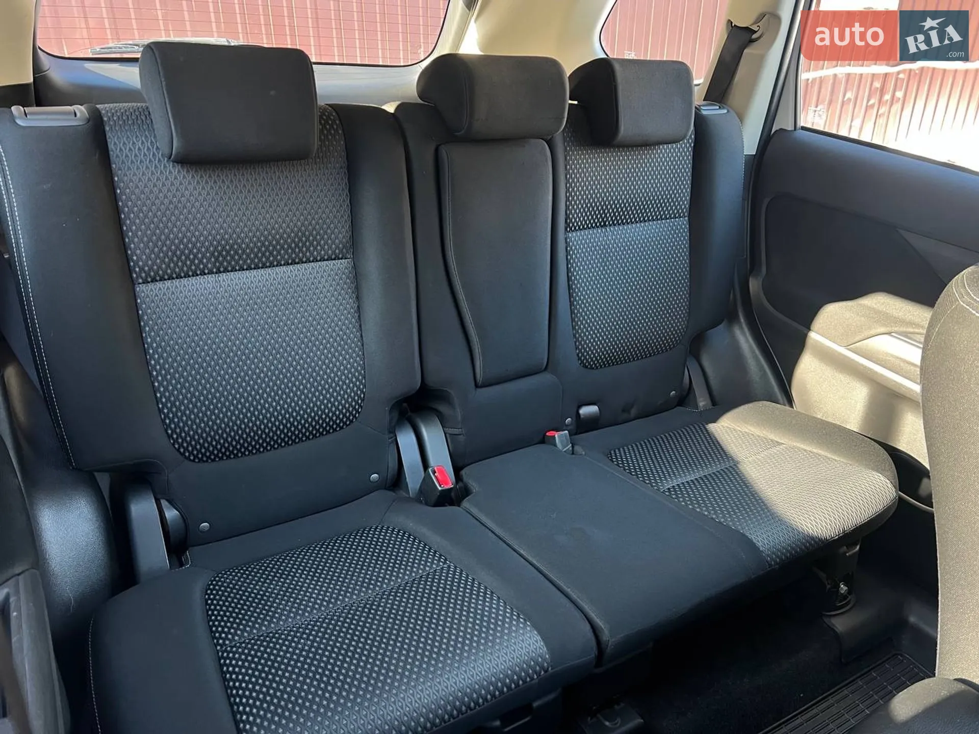 2018 Mitsubishi Outlander - мініатюра 23