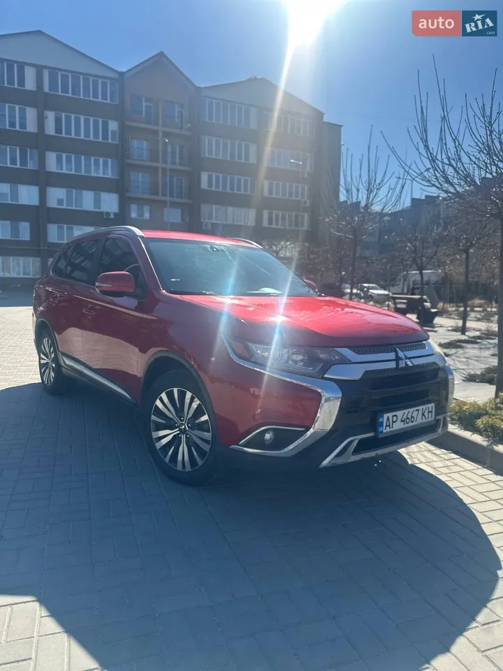 2019 Mitsubishi Outlander - мініатюра 19