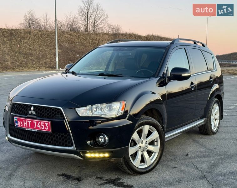 Внедорожник / Кроссовер Mitsubishi Outlander 2011 в Полтаве