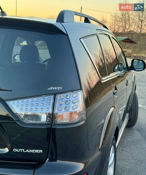 Внедорожник / Кроссовер Mitsubishi Outlander 2011 в Полтаве