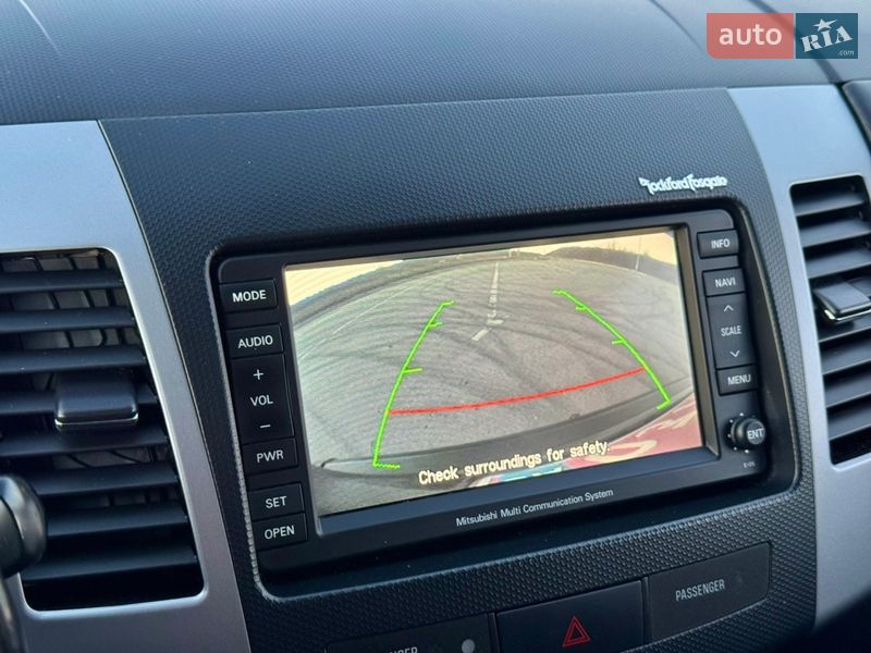 Внедорожник / Кроссовер Mitsubishi Outlander 2011 в Полтаве