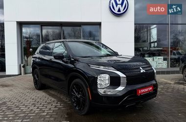 Позашляховик / Кросовер Mitsubishi Outlander 2024 в Житомирі
