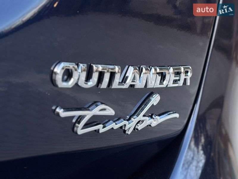 Позашляховик / Кросовер Mitsubishi Outlander 2013 в Дрогобичі