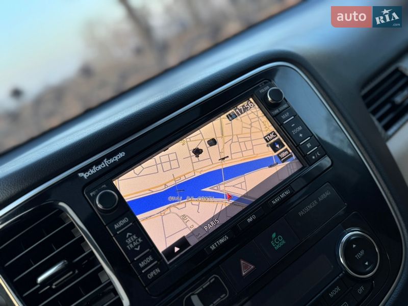 Позашляховик / Кросовер Mitsubishi Outlander 2013 в Дрогобичі