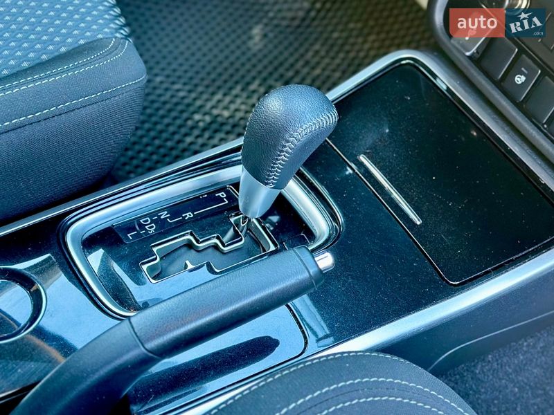 Внедорожник / Кроссовер Mitsubishi Outlander 2021 в Киеве