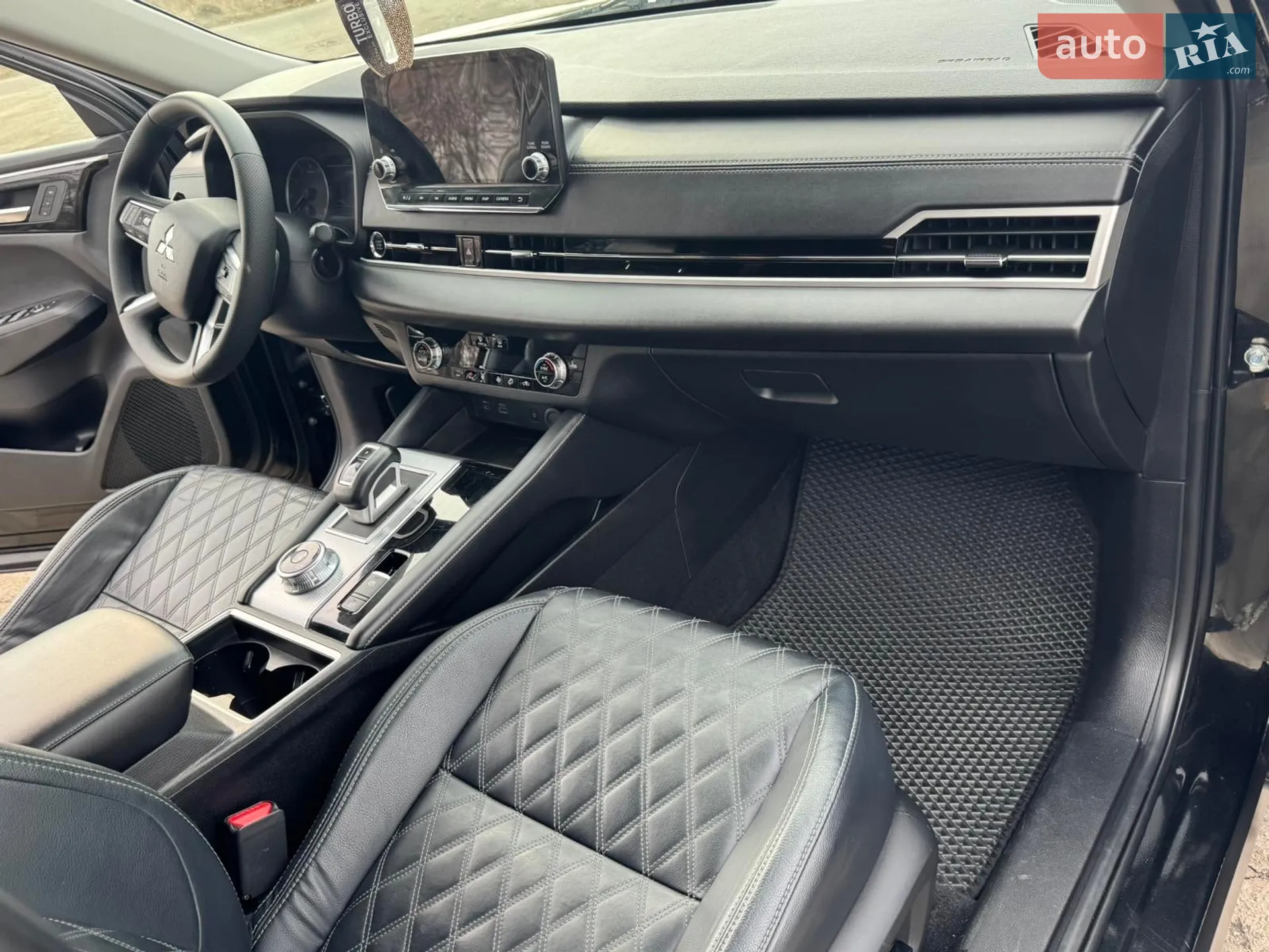 2021 Mitsubishi Outlander - мініатюра 6