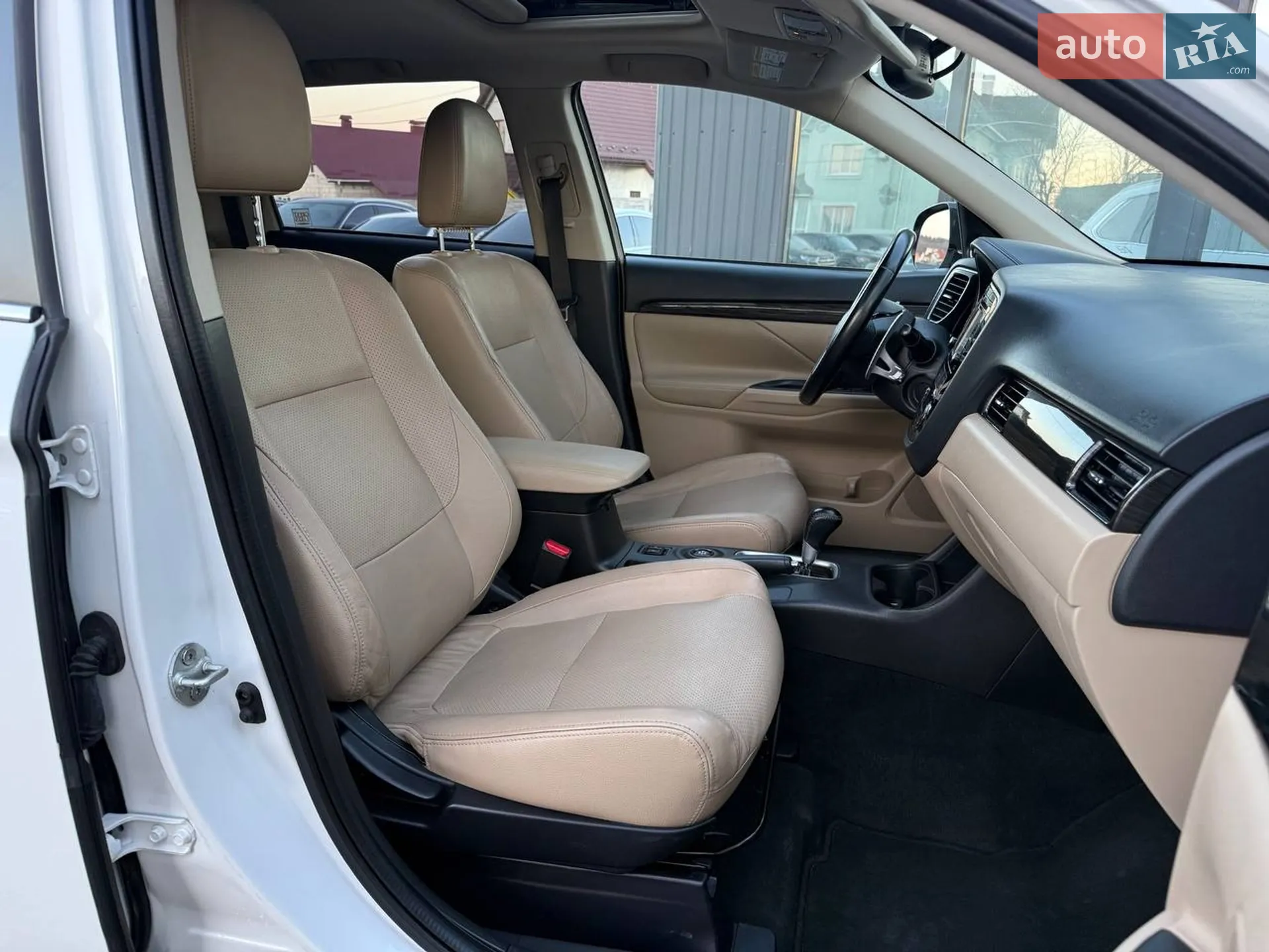 2015 Mitsubishi Outlander - мініатюра 26