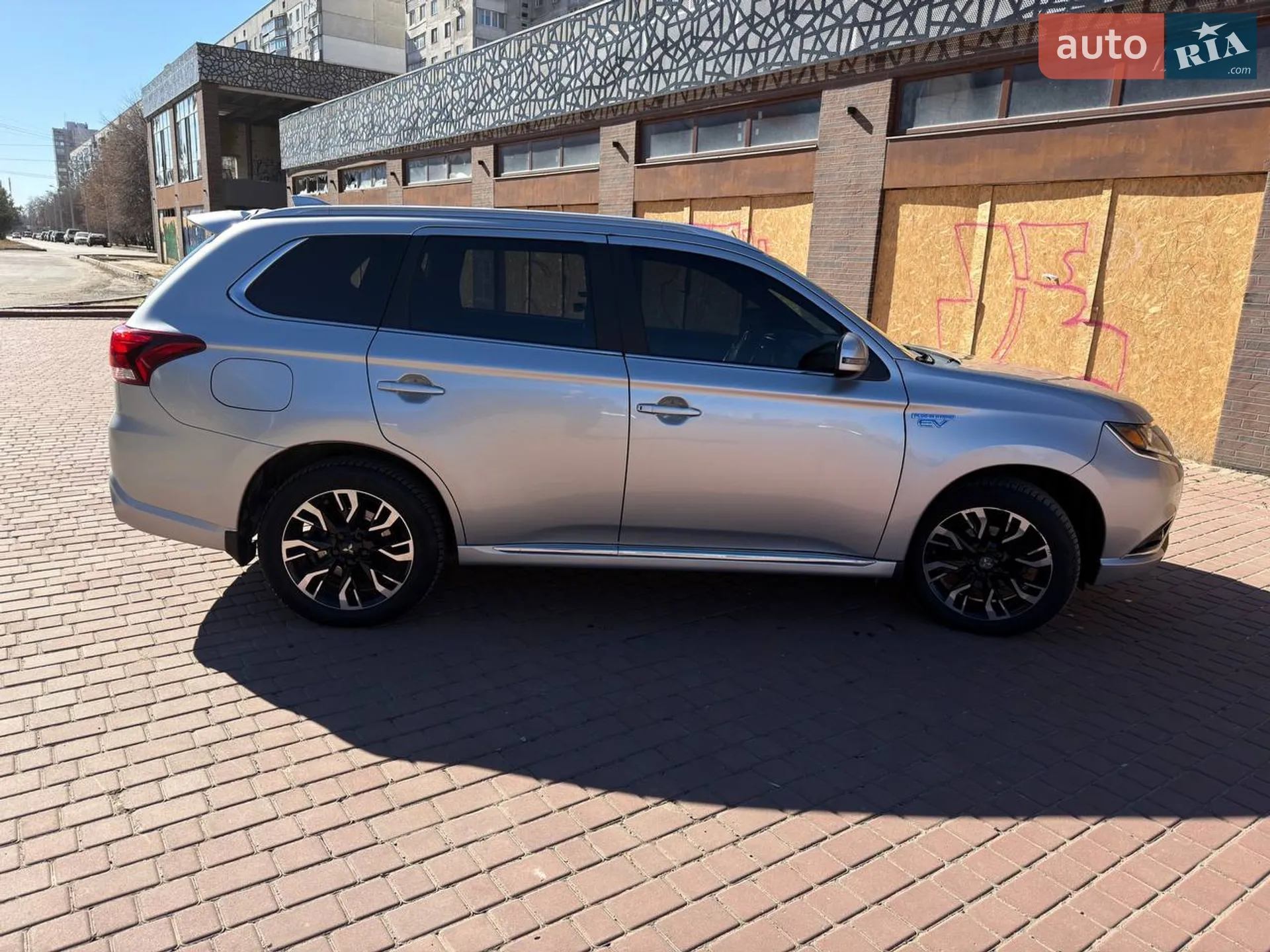 2018 Mitsubishi Outlander - мініатюра 10