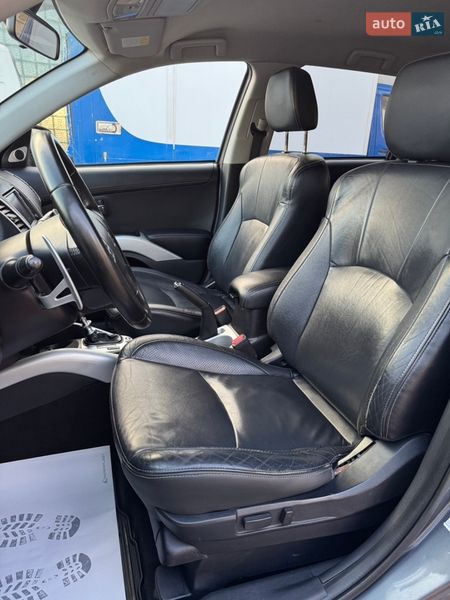 Внедорожник / Кроссовер Mitsubishi Outlander 2011 в Дрогобыче