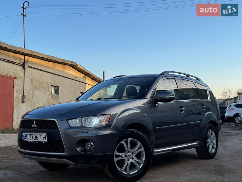 Внедорожник / Кроссовер Mitsubishi Outlander 2011 в Дрогобыче