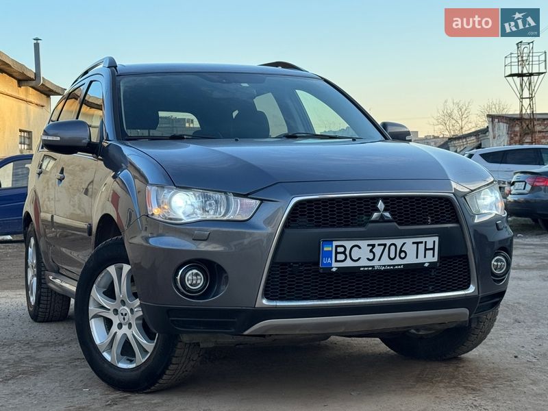 Внедорожник / Кроссовер Mitsubishi Outlander 2011 в Дрогобыче