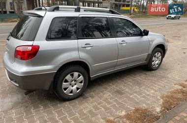 Позашляховик / Кросовер Mitsubishi Outlander 2007 в Києві