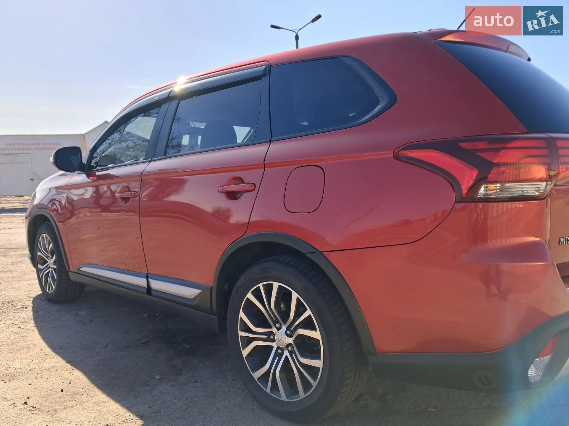 2015 Mitsubishi Outlander - мініатюра 3