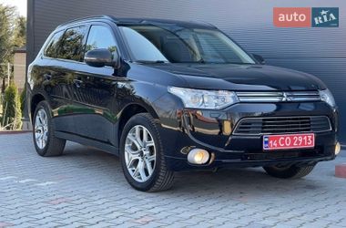 Позашляховик / Кросовер Mitsubishi Outlander 2013 в Івано-Франківську