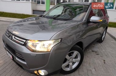 Позашляховик / Кросовер Mitsubishi Outlander 2013 в Львові