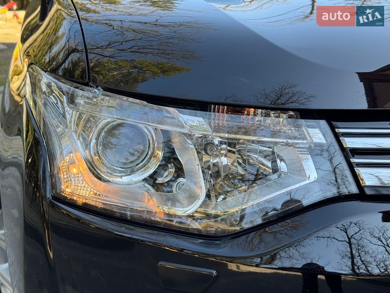 Внедорожник / Кроссовер Mitsubishi Outlander 2014 в Дрогобыче