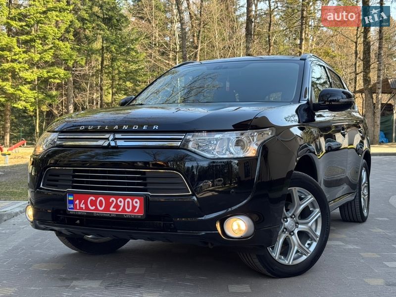Внедорожник / Кроссовер Mitsubishi Outlander 2014 в Дрогобыче