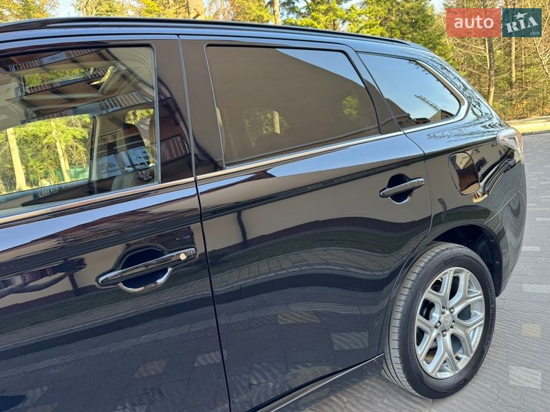 Внедорожник / Кроссовер Mitsubishi Outlander 2014 в Дрогобыче