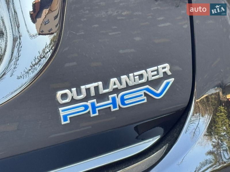 Внедорожник / Кроссовер Mitsubishi Outlander 2014 в Дрогобыче