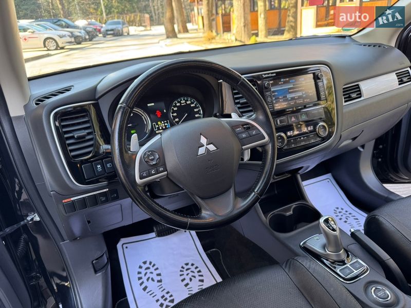Внедорожник / Кроссовер Mitsubishi Outlander 2014 в Дрогобыче