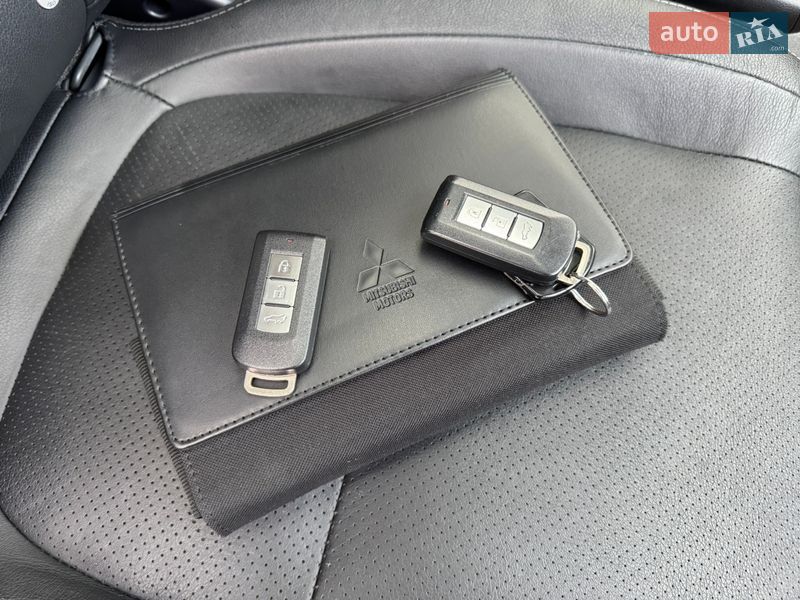 Внедорожник / Кроссовер Mitsubishi Outlander 2014 в Дрогобыче