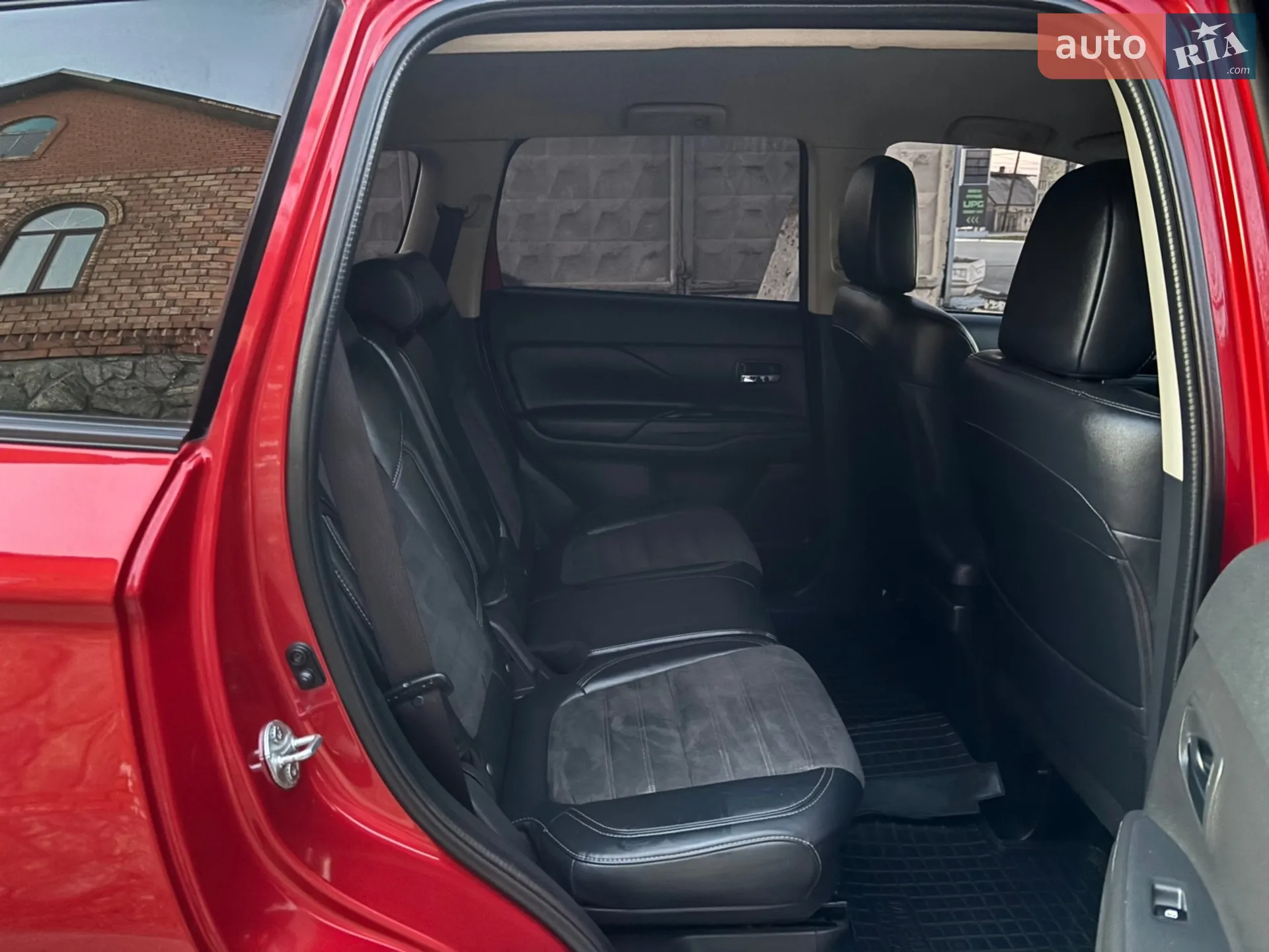 2018 Mitsubishi Outlander - мініатюра 39