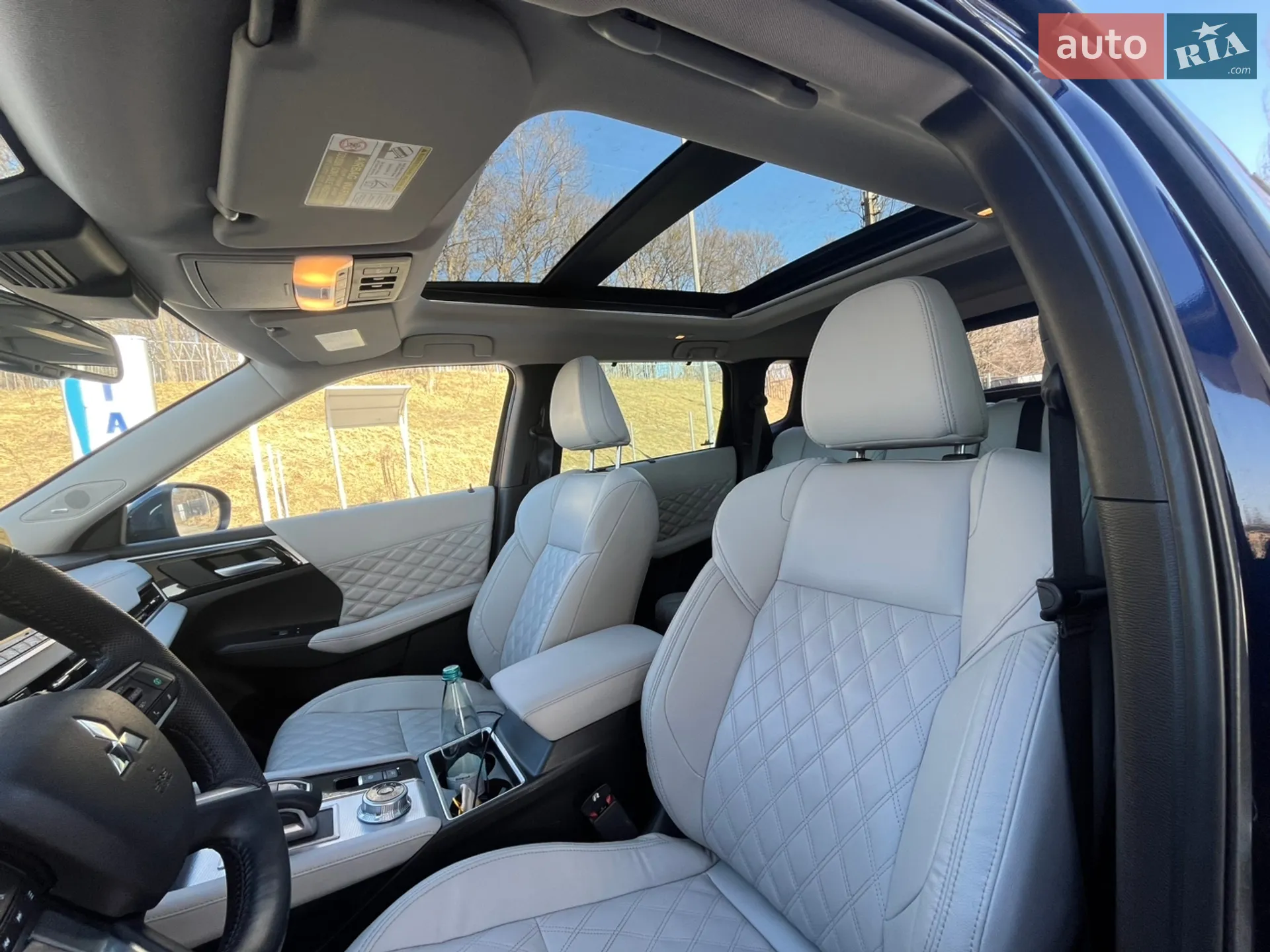 2023 Mitsubishi Outlander - мініатюра 24