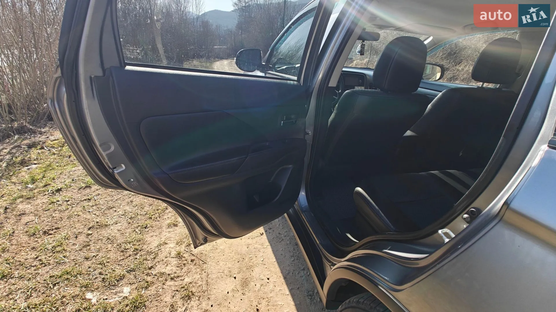 2015 Mitsubishi Outlander - мініатюра 25