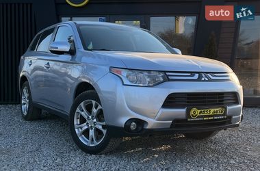Позашляховик / Кросовер Mitsubishi Outlander 2013 в Коломиї