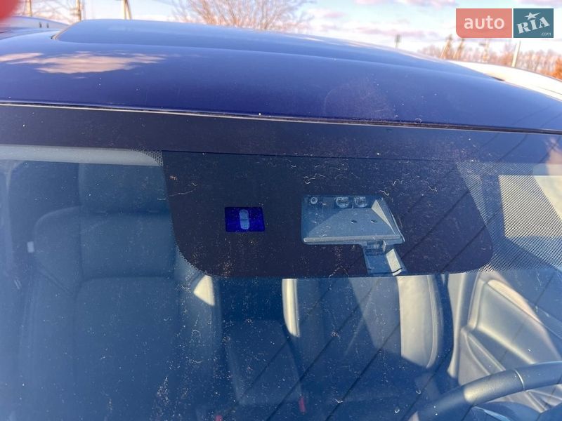 Внедорожник / Кроссовер Mitsubishi Outlander 2018 в Киеве