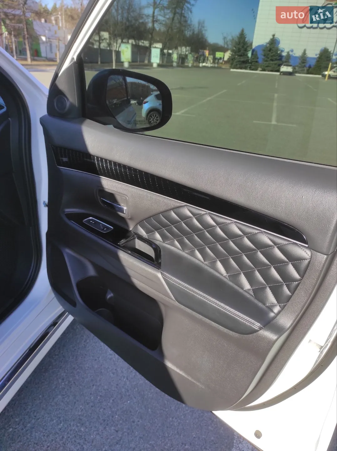 2021 Mitsubishi Outlander - мініатюра 49