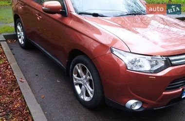 Внедорожник / Кроссовер Mitsubishi Outlander 2013 в Виннице