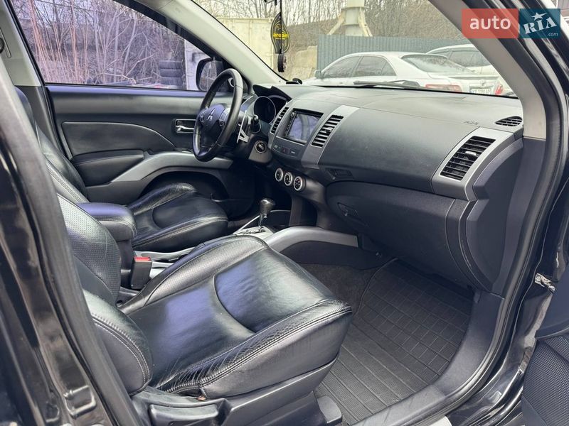Внедорожник / Кроссовер Mitsubishi Outlander 2007 в Днепре фото 13 Внедорожник / Кроссовер Mitsubishi Outlander 2007 в Днепре