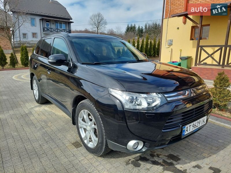 Mitsubishi Outlander 2012