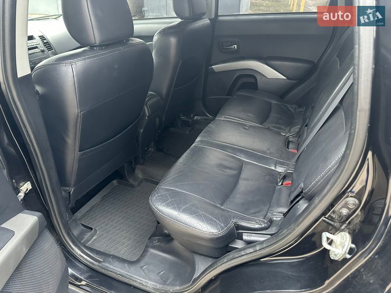 Внедорожник / Кроссовер Mitsubishi Outlander 2009 в Харькове