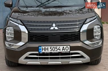 Позашляховик / Кросовер Mitsubishi Outlander 2021 в Одесі