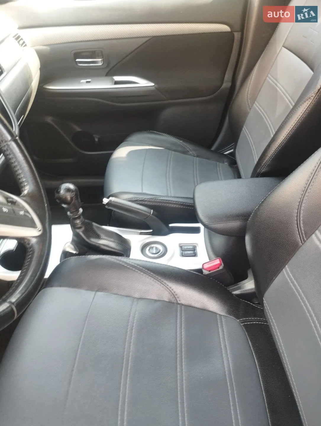 2013 Mitsubishi Outlander - мініатюра 22