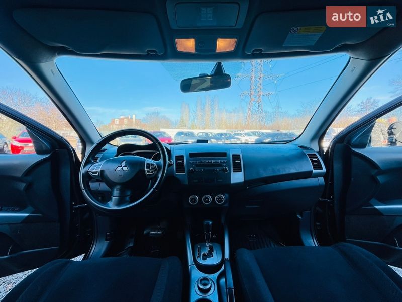 Внедорожник / Кроссовер Mitsubishi Outlander 2008 в Харькове