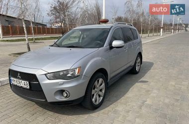 Позашляховик / Кросовер Mitsubishi Outlander 2010 в Ізмаїлі