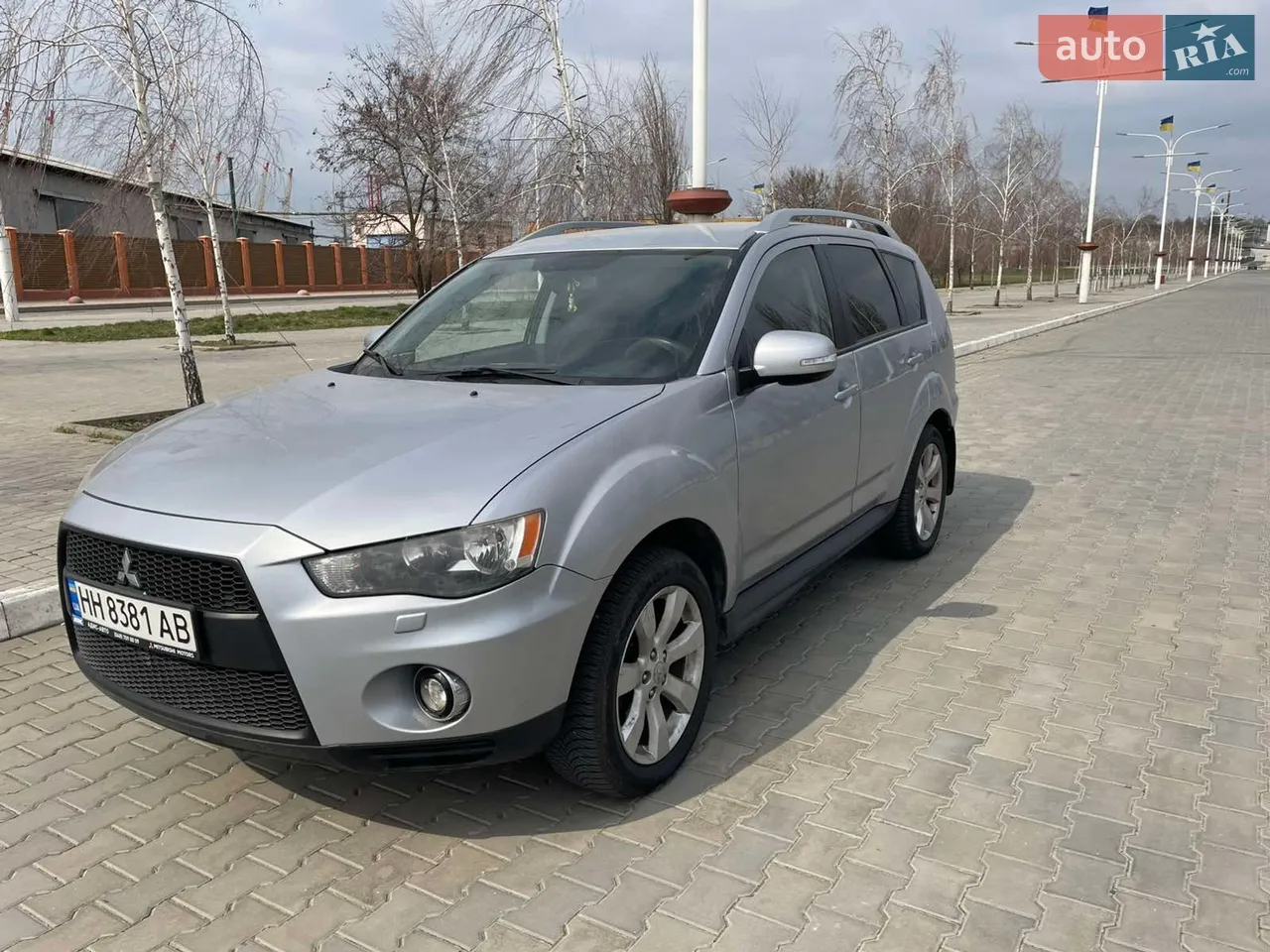 2010 Mitsubishi Outlander - мініатюра 9