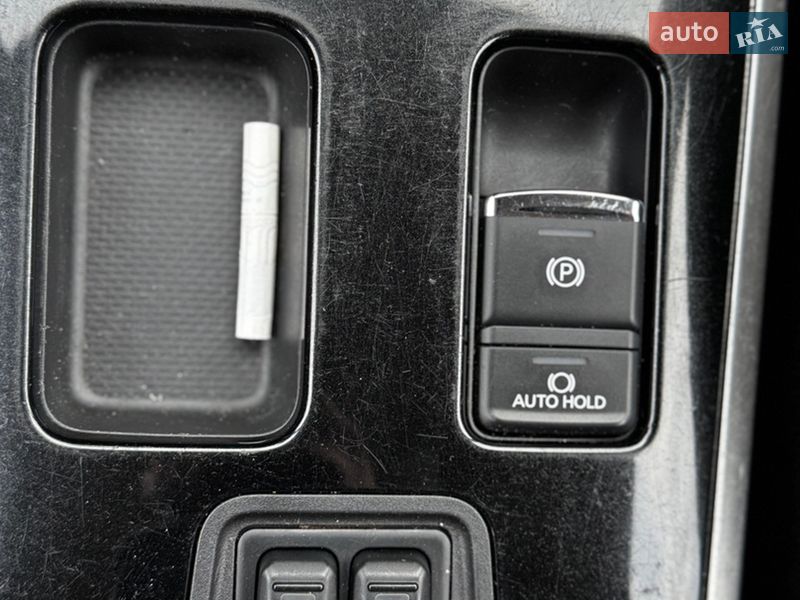 Внедорожник / Кроссовер Mitsubishi Outlander 2020 в Киверцах